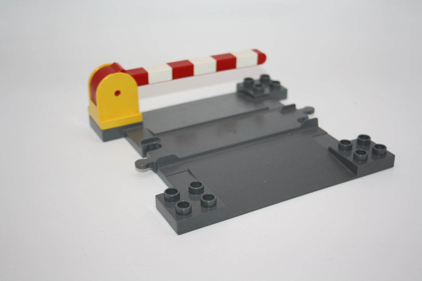 Kopie von Duplo - Bahnübergang mit gelber Schranke ohne Griff - altgrau/dunkelgrau - Schienen/Gleis - Eisenbahn