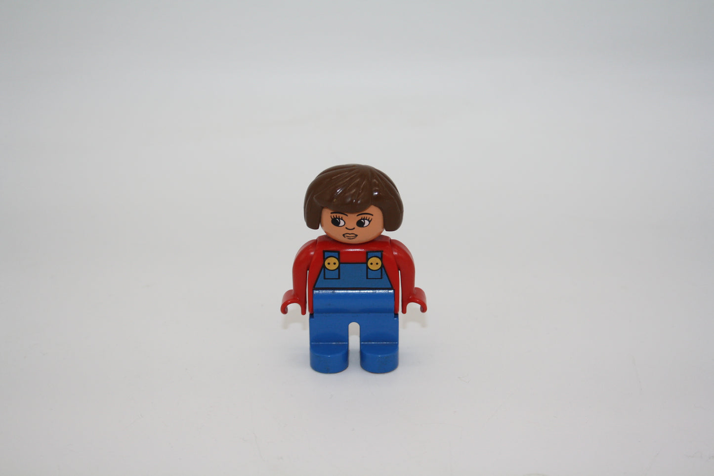 Duplo - Frau alt - blaue Latzhose/rotes Oberteil - Figur