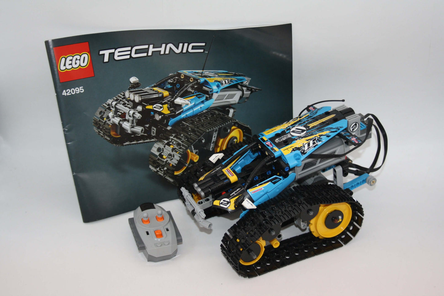 LEGO® - Technic Set - 42095 Ferngesteuerter Stunt-Racer - inkl. BA