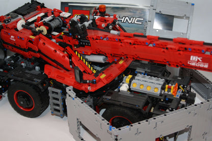 LEGO® - Technic Set - 42082 Geländegängiger Kranwagen - inkl. BA