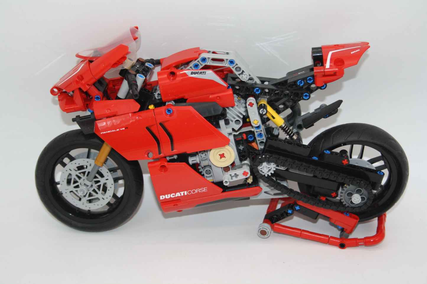 LEGO® - Technic Set - 42107 Ducati Panigale V4 R