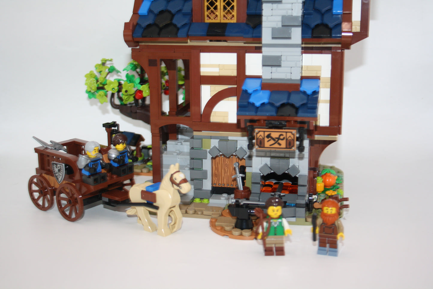 LEGO® Ideas Set - 21325 Mittelalterliche Schmiede - inkl. BA