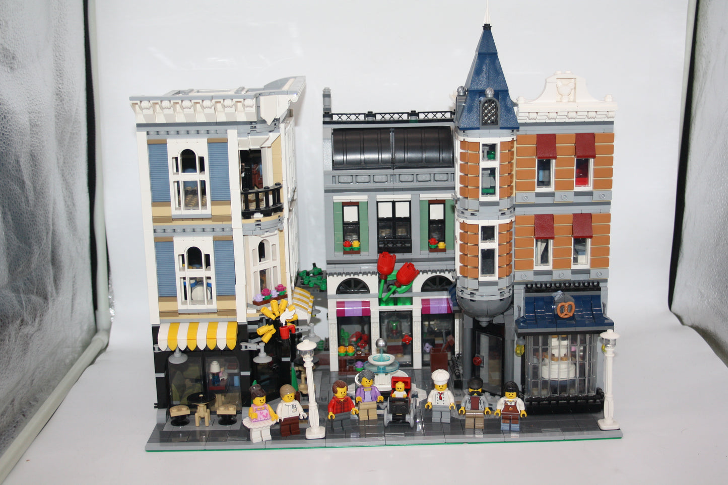 LEGO® Creator Expert - 10255 Stadtleben/Assembly Square - Inkl. BA