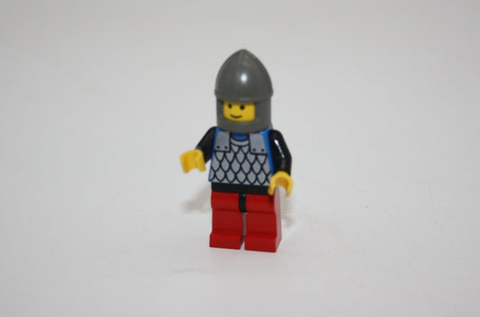 LEGO® Ritter/Castle - Ritter - blau-schwarzes Kettenhemd - rote Hose - Figuren/Minifiguren