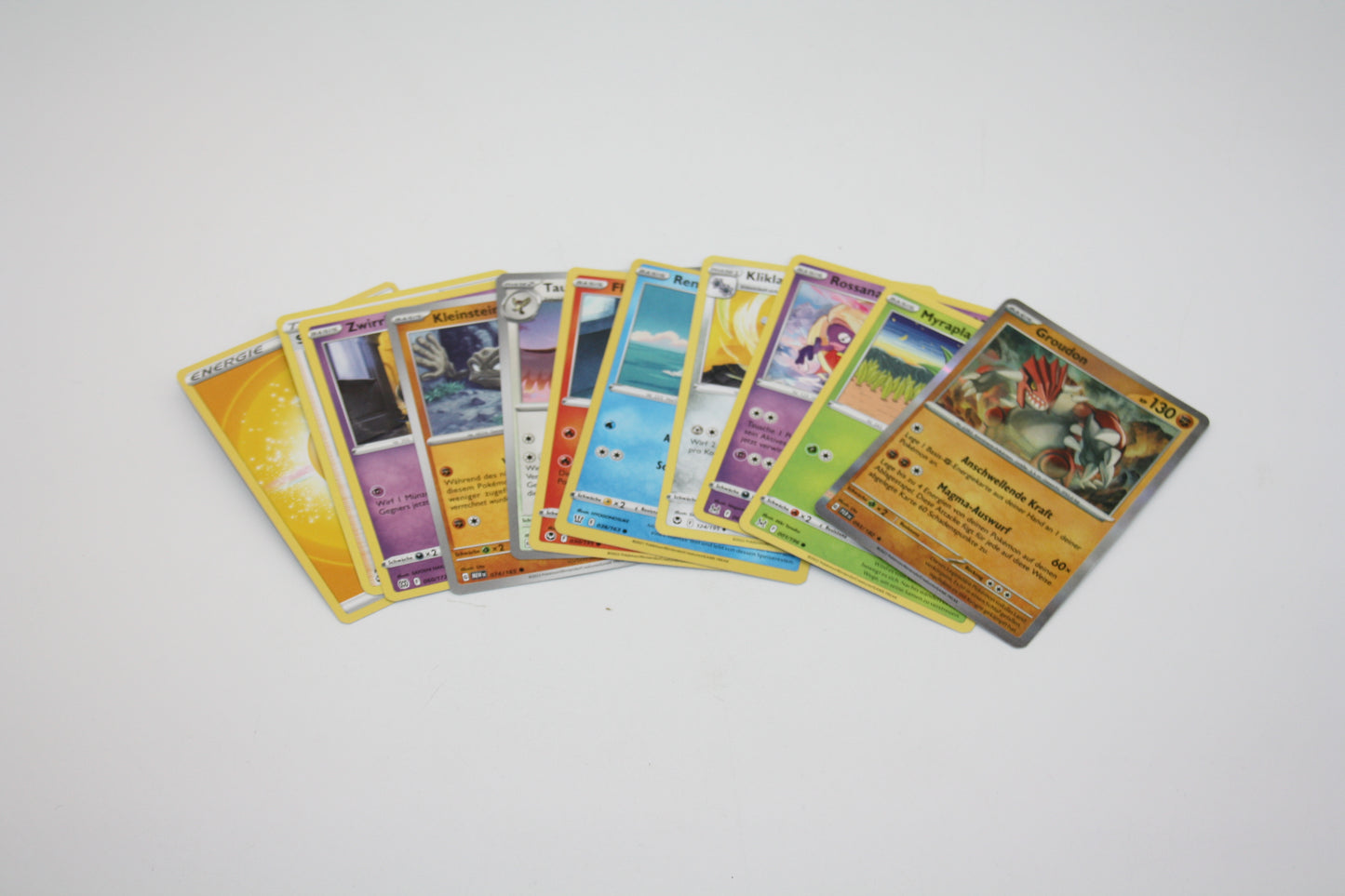 Pokémon - Mystery Pack - je 10 Karten - 1x Holo Garantiert - Deutsch