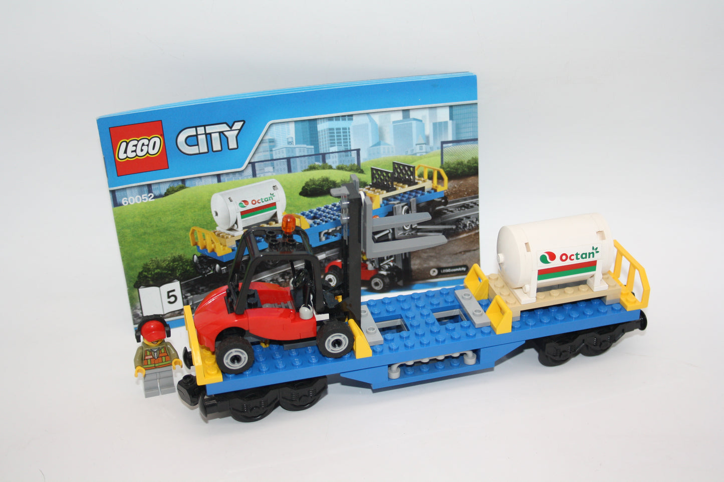 LEGO® City/Eisenbahn - Flachwagon mit Gabelstapler & Gastank aus 60025 - Waggon/Wagon - inkl. BA