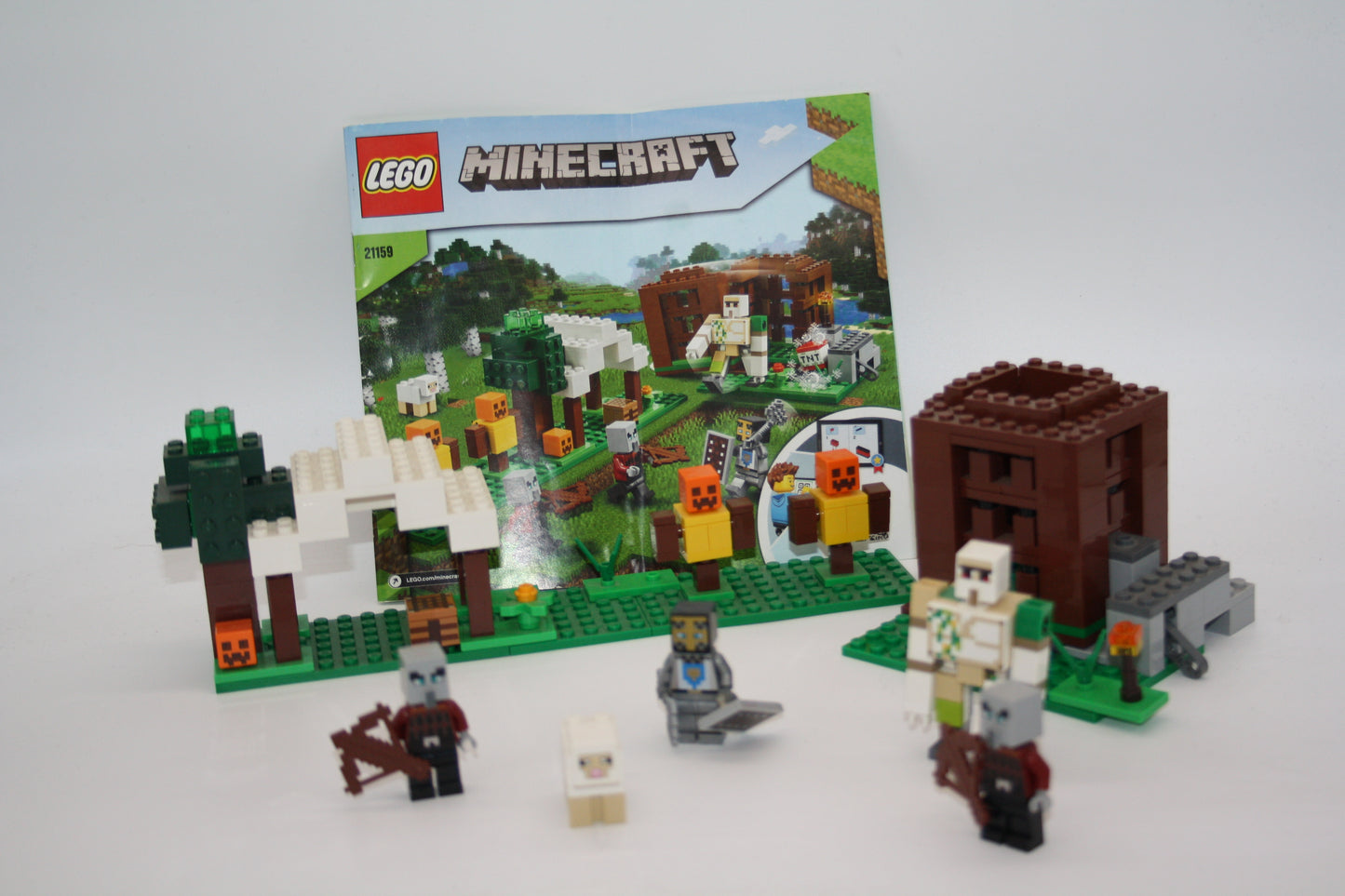 LEGO® Minecraft - Set 21159 Die Plünderer Außenposten + BA