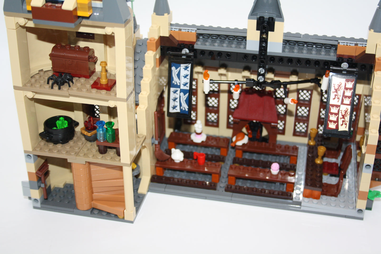 LEGO® - Harry Potter Set - 75954 Die große Halle - ohne Figuren - inkl. BA