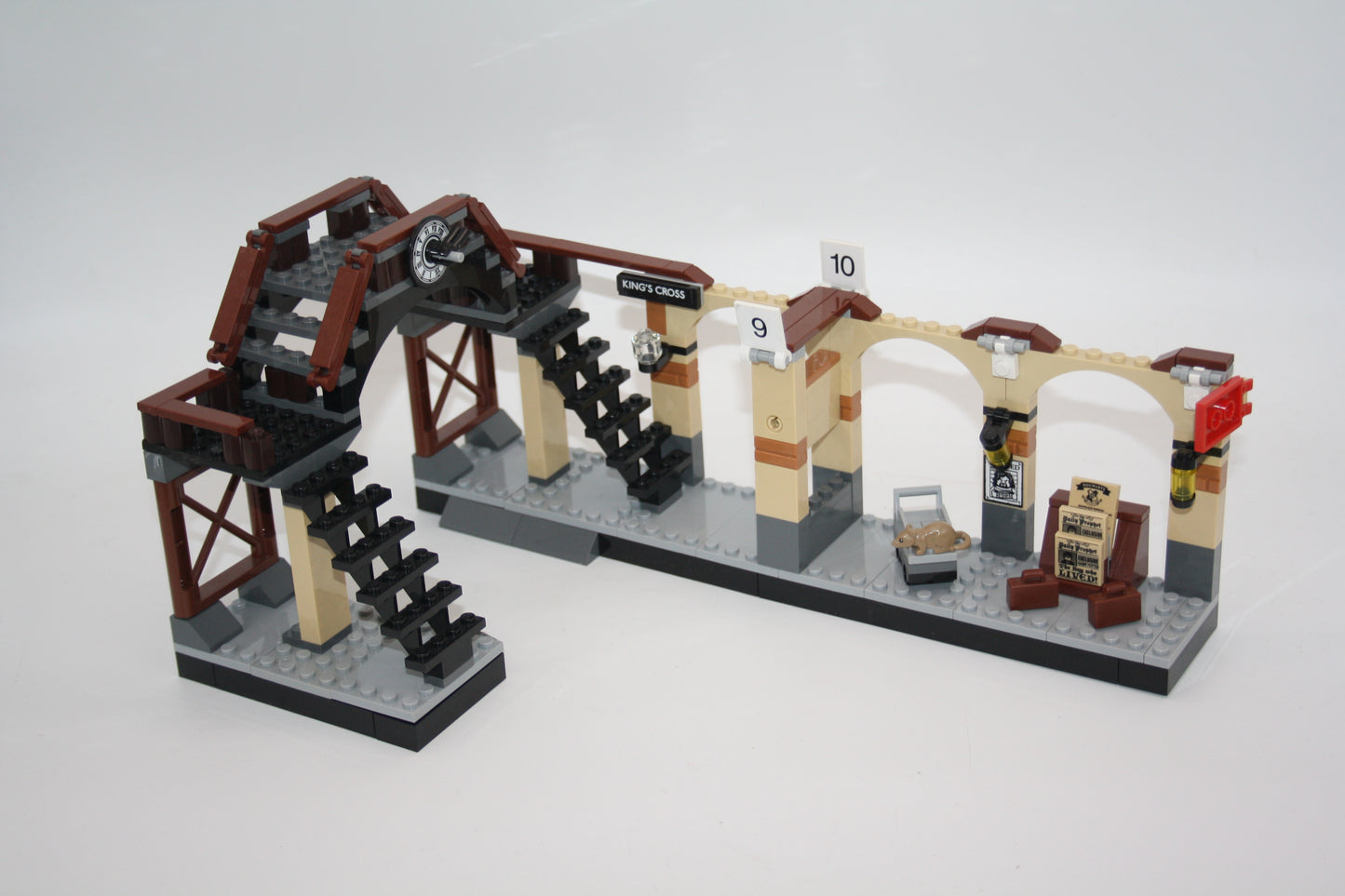 LEGO® - Harry Potter - Bahnhof aus 75955 Hogwarts Express - ohne Figuren