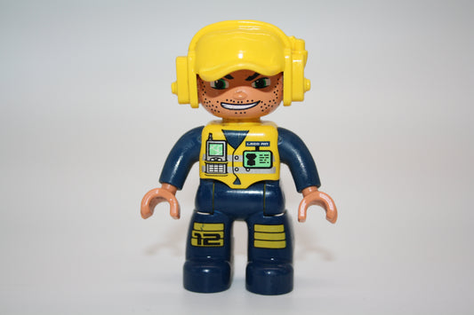 Duplo - Pilot grimmig - gelber Helm/blaue Hose - Figur