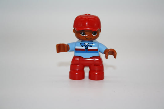 Duplo - Junge - rote Hose/rote Cappy - Figur