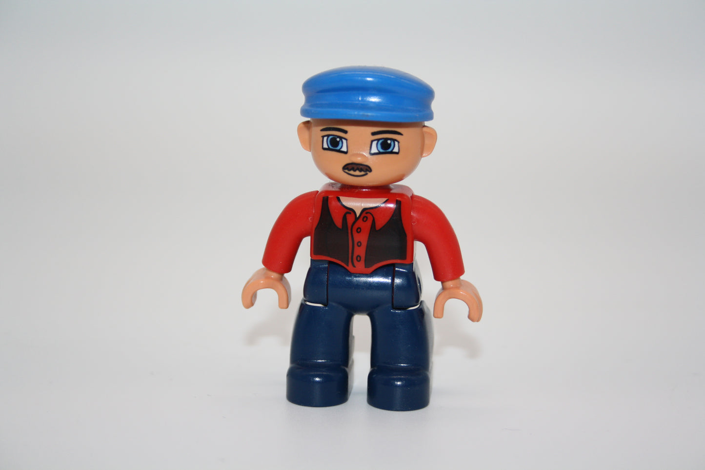 Duplo - Mann - dunkelblaue Hose/rotes Hemd/schwarze Weste - Mann - Figur