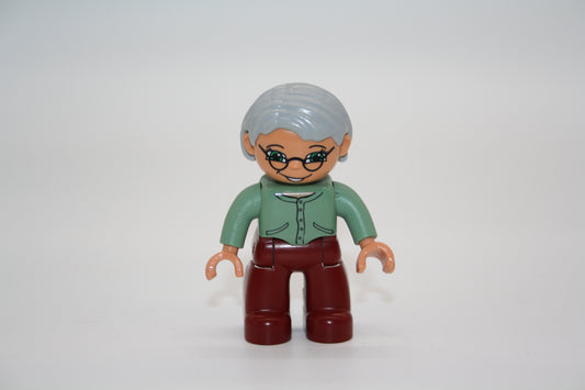 Duplo - Oma - dunkelrote Hose/grünes Hemd - Frau - Figur