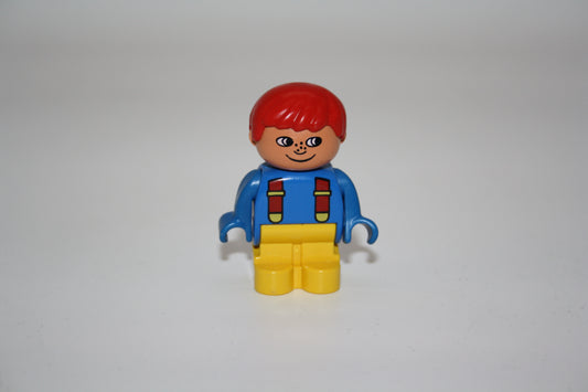 Duplo - Junge - rote Haare/gelbe Hose/blaues Oberteil mit Hosenträger - Jakob - Figur